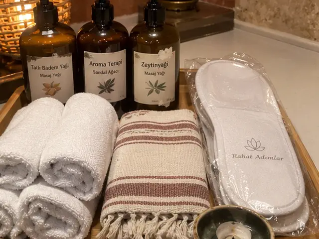Tatlı badem, aromaterapi ve zeytinyağı; havlu, peştemal ve terlik — Mecidiye, Masaj Salonun